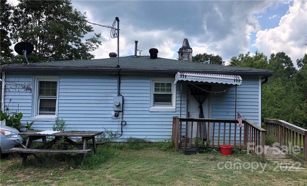 1919 Revis Place - Photo 1