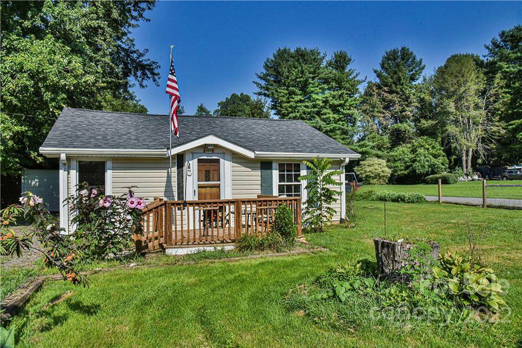 213 Flat Creek Road - Photo 1