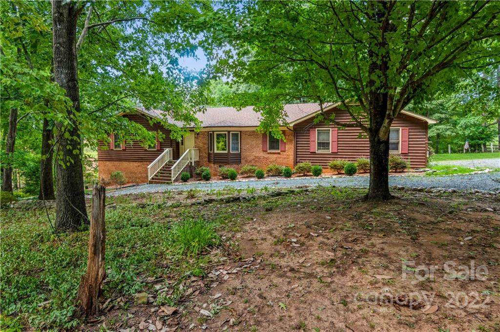 509 North Lake Drive - Photo 1