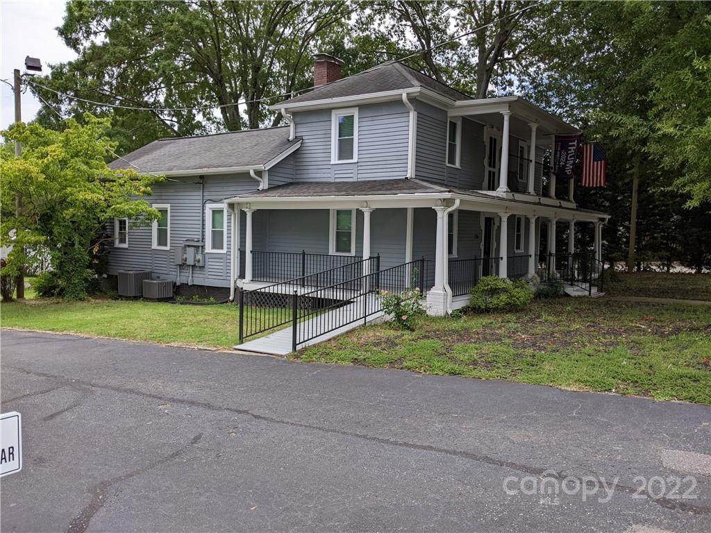 316 Chester Street - Photo 1