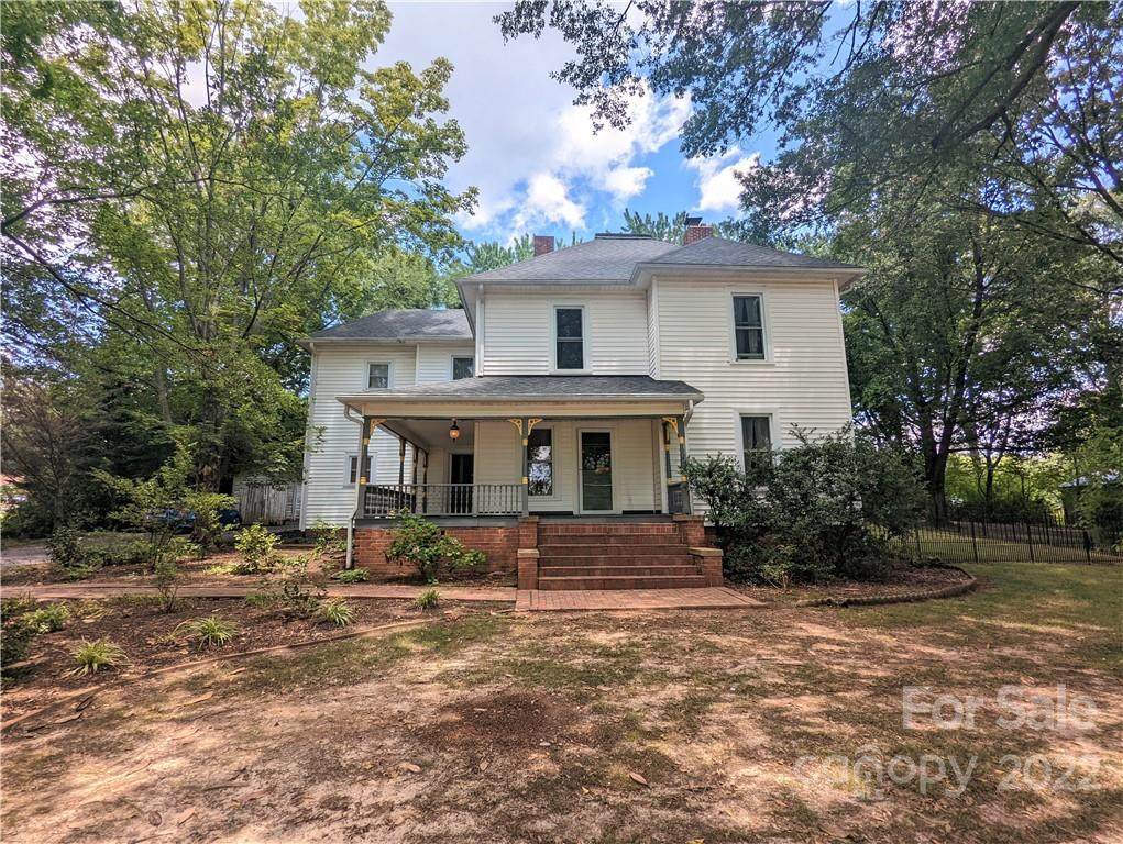 1705 9th Avenue - Photo 1