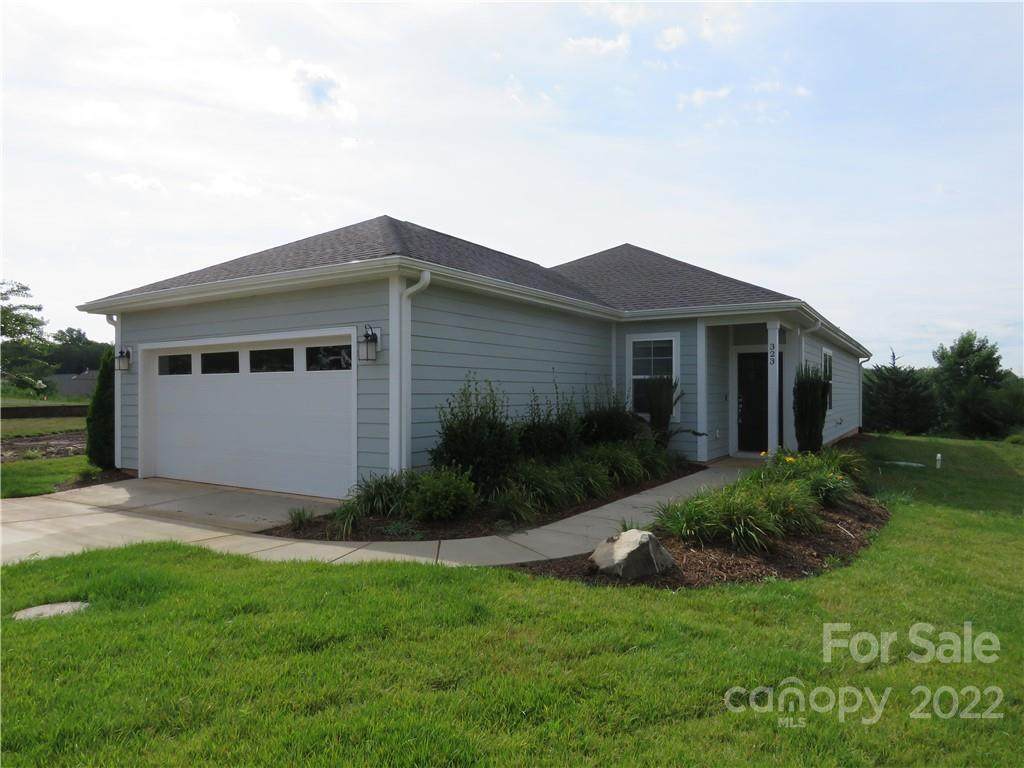 323 Hemlock Bluff Court - Photo 1