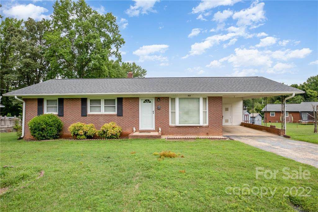 412 Buckoak Street - Photo 1