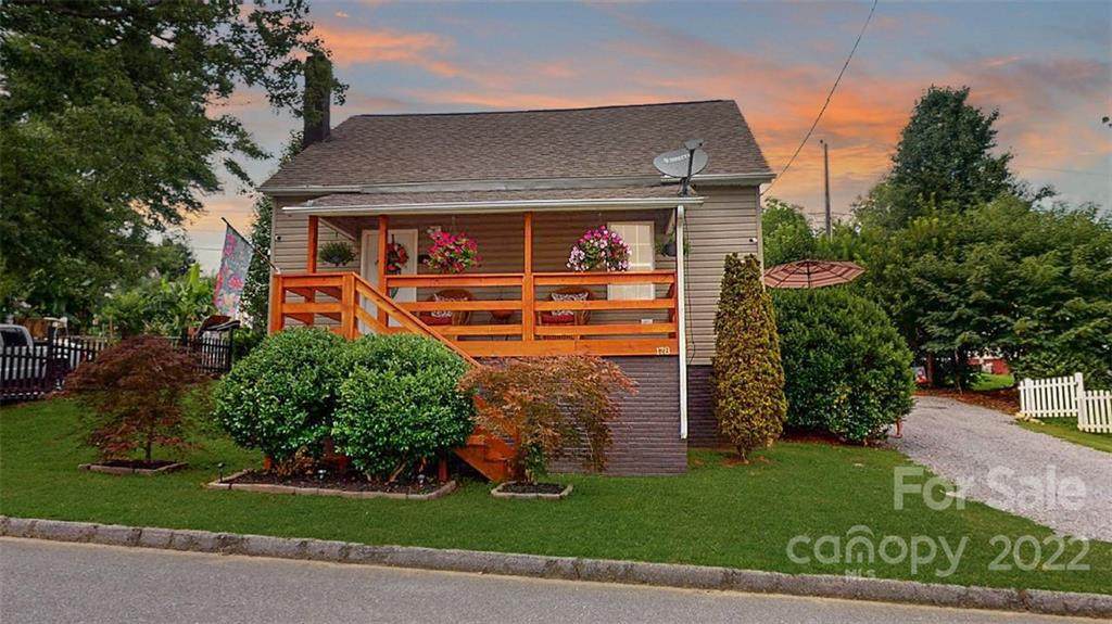 178 7th Street - Photo 1