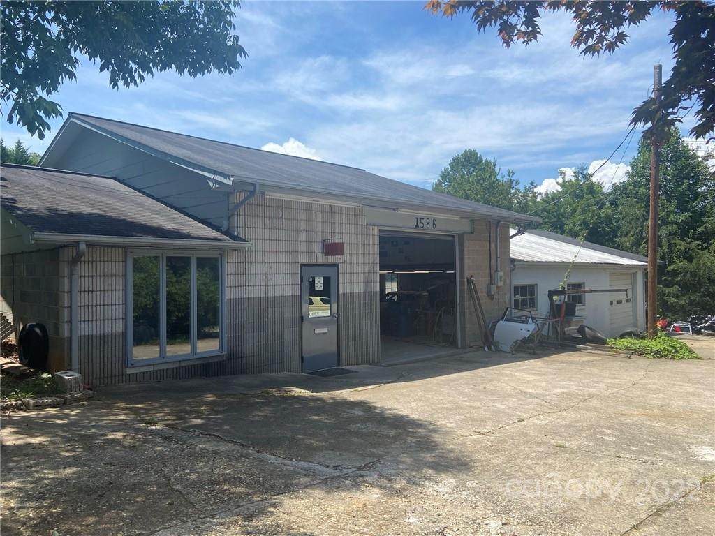 1586 Connelly Springs Road - Photo 1