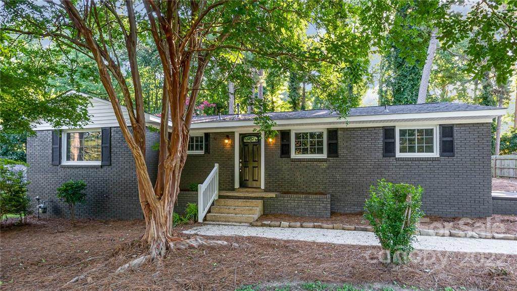 1012 Sprucewood Street - Photo 1