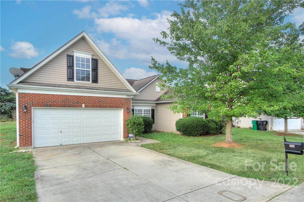 13711 Fairplains Court - Photo 1