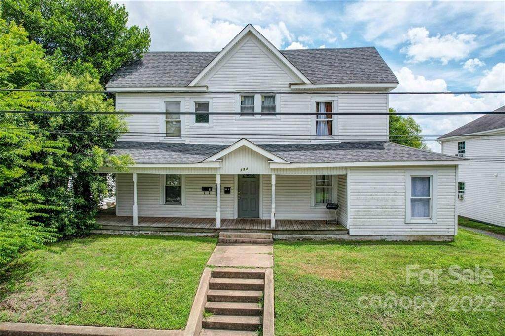 233 Academy Avenue - Photo 1