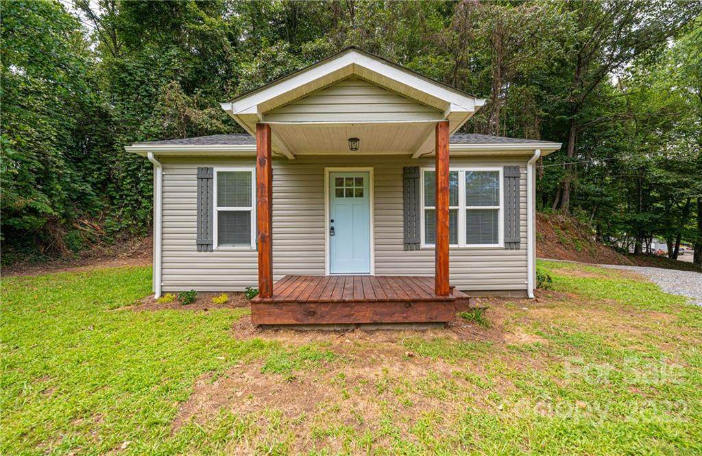 1504 Wakefield Drive - Photo 1