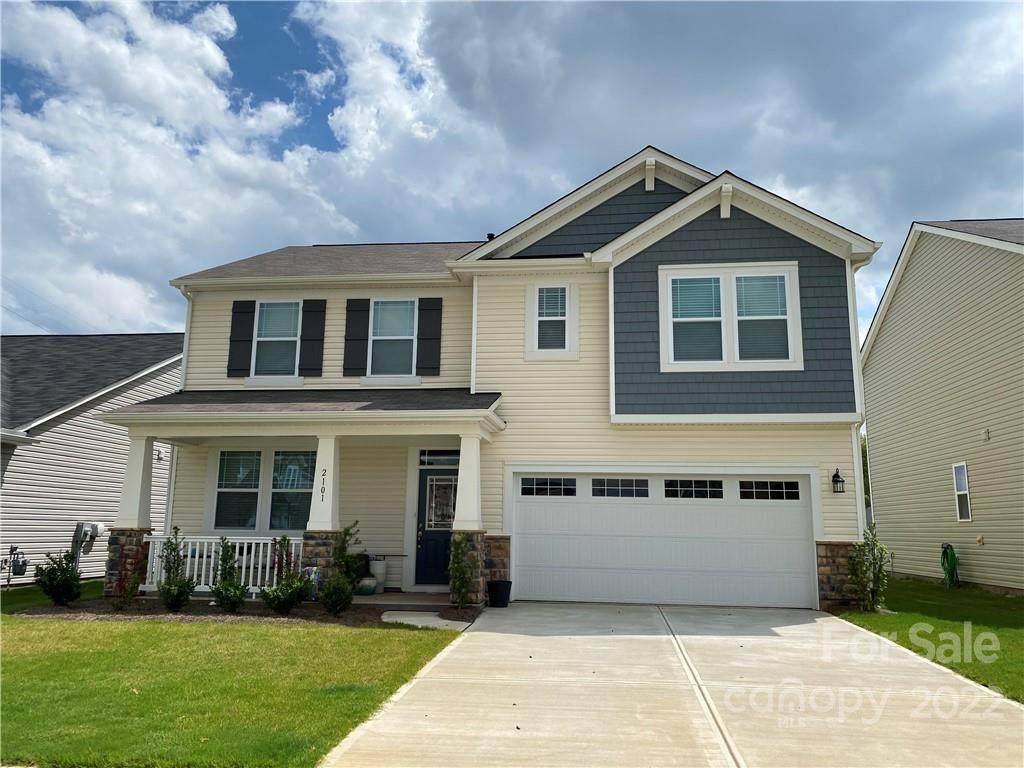 2101 Boynton Street - Photo 1