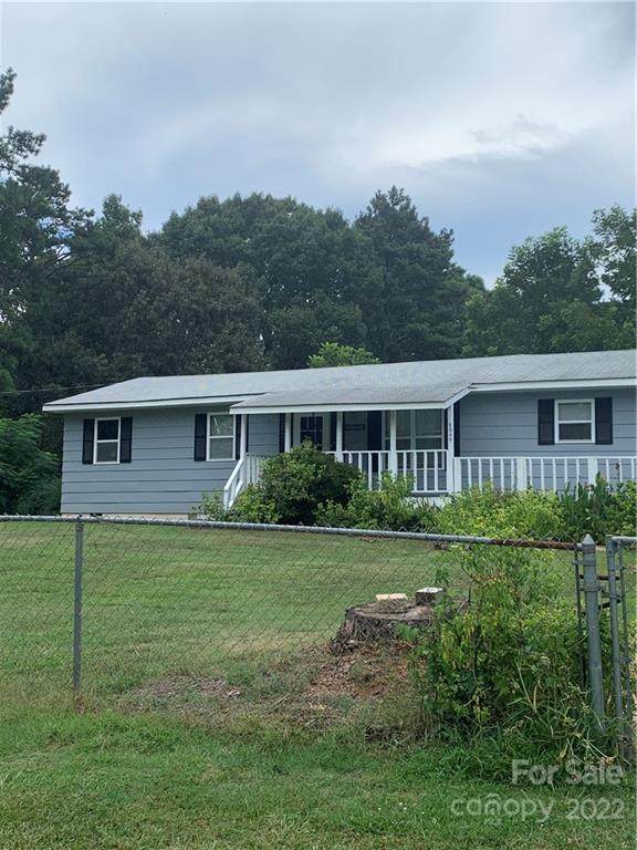 2040 Knight Road - Photo 1