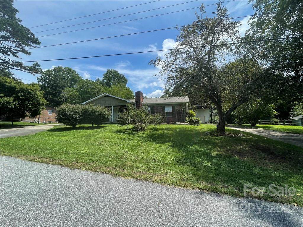 307 Laurel Street - Photo 1