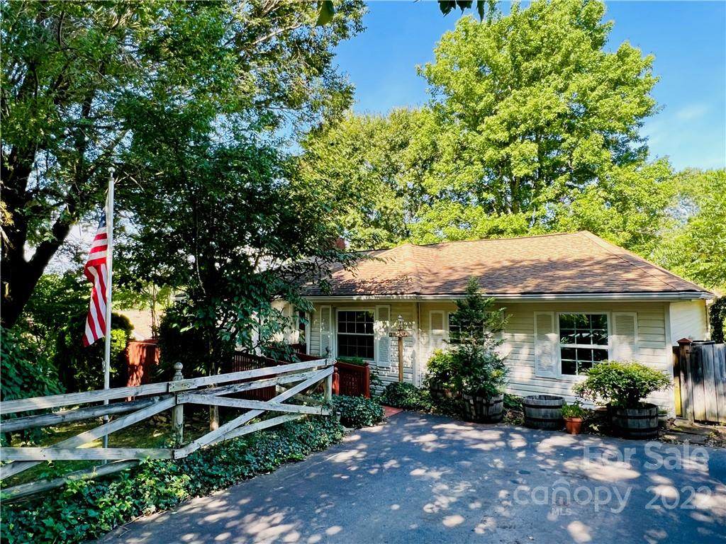 99 Unaka Avenue - Photo 1