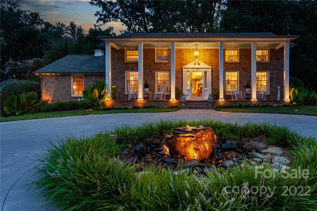 132 Lutomma Circle - Photo 1