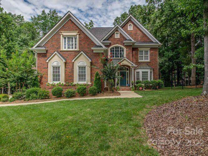 3301 Fawn Hill Road - Photo 1