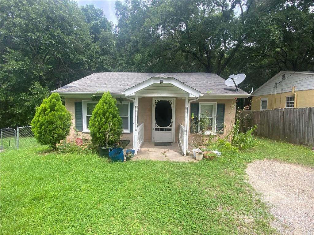 1420 Essex Avenue - Photo 1