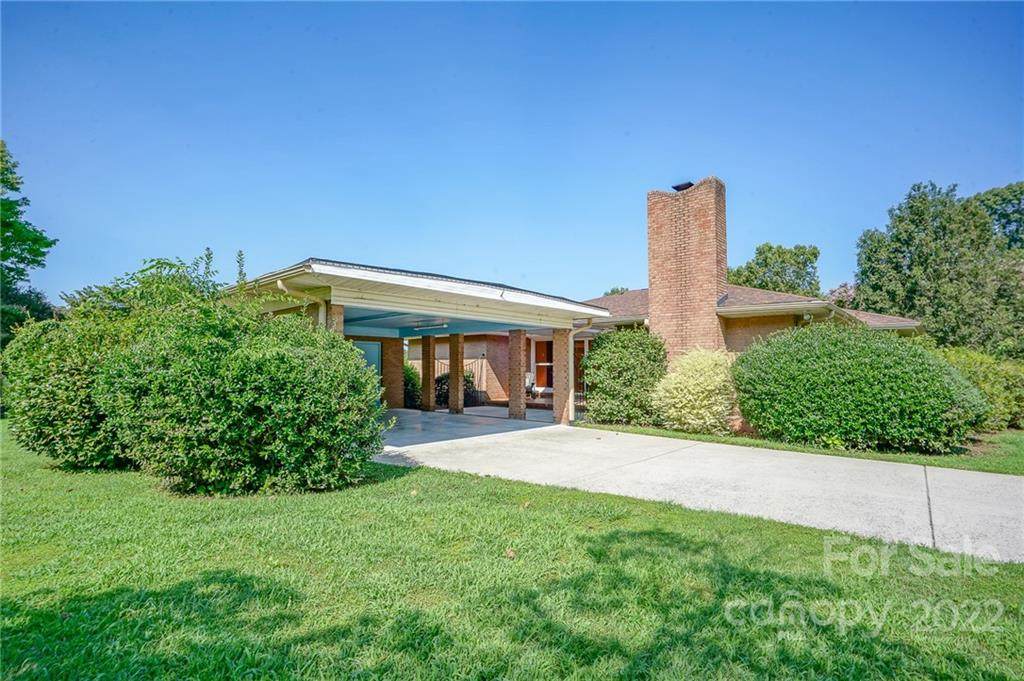 9593 Riviera Drive - Photo 1