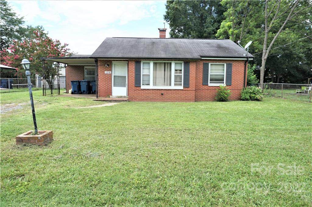 1216 30th Street - Photo 1