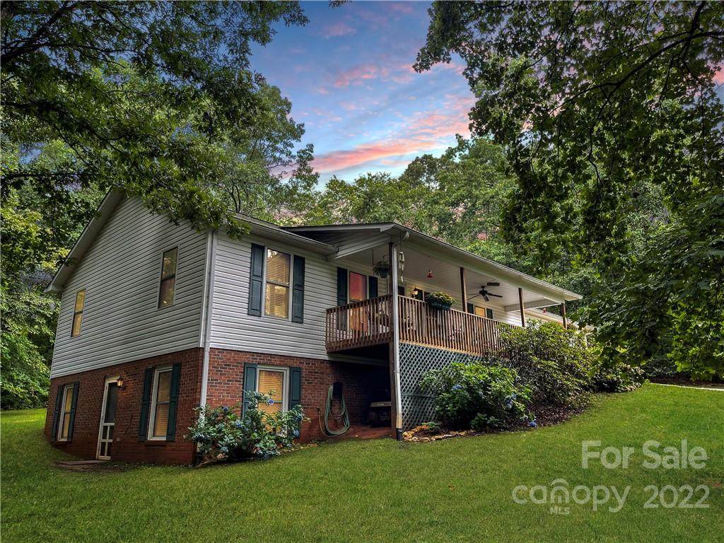 113 Mosteller Drive - Photo 1