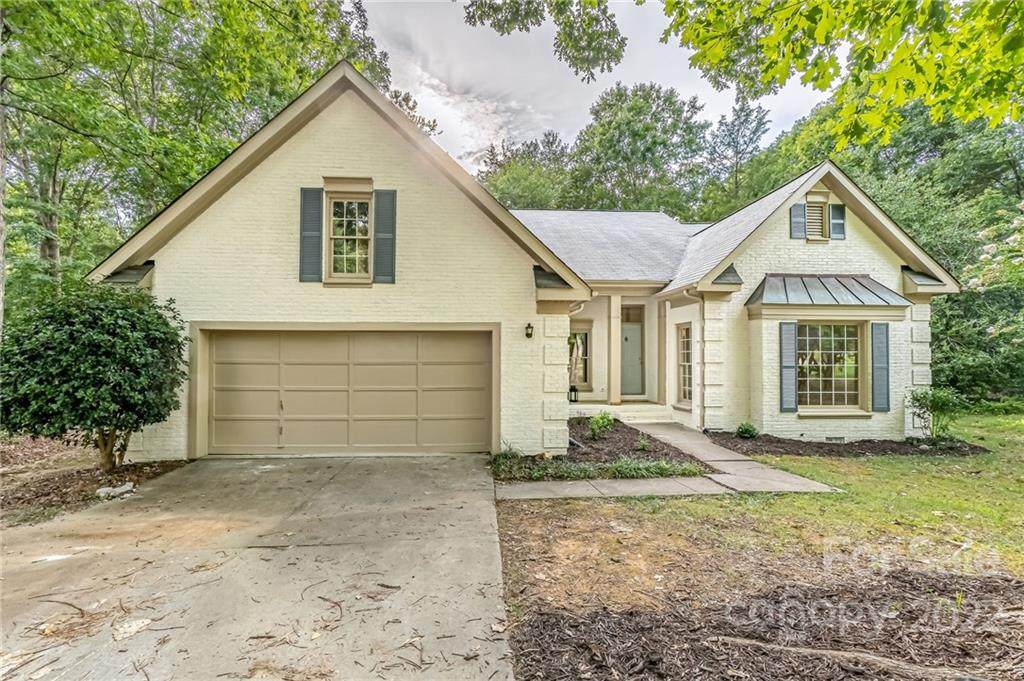 8231 Hunley Ridge Road - Photo 1