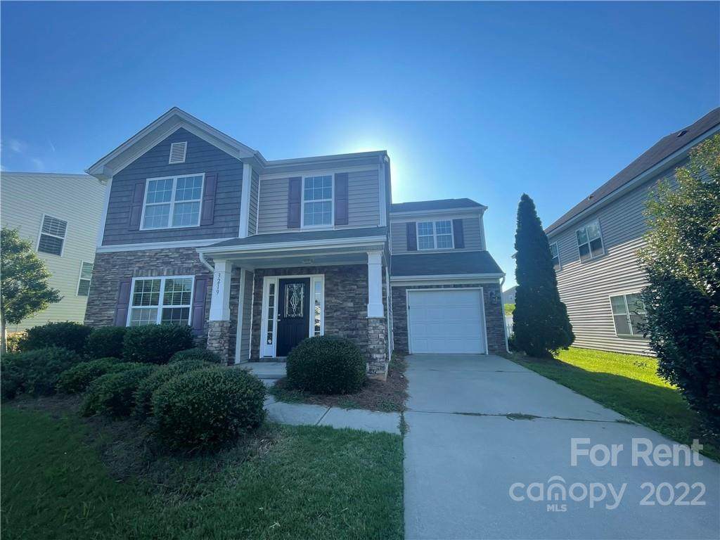 3219 Runneymede Street - Photo 1
