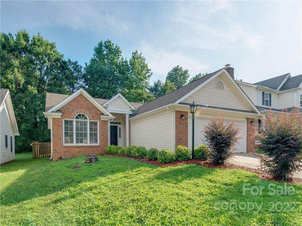 7425 Fallow Lane - Photo 1