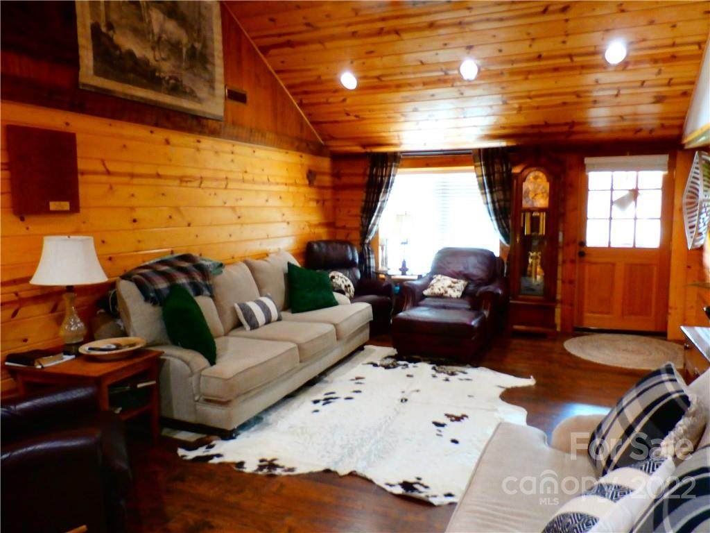 154 Old Dale Road - Photo 1