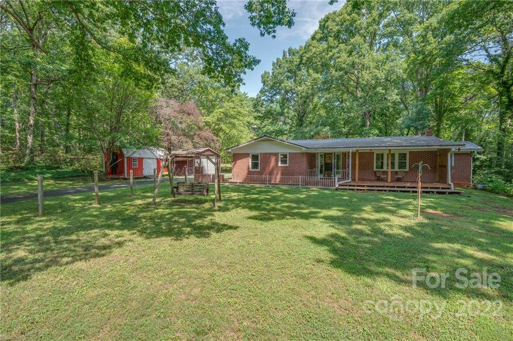 444 Bennett Road - Photo 1