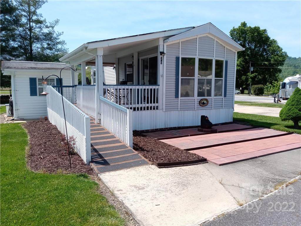 20 Strollers Lane - Photo 1