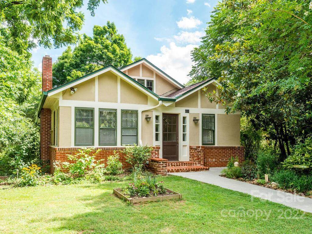 22 Fenner Avenue - Photo 1