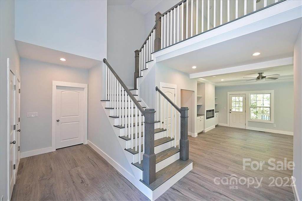 646 Grand Oak Drive - Photo 1