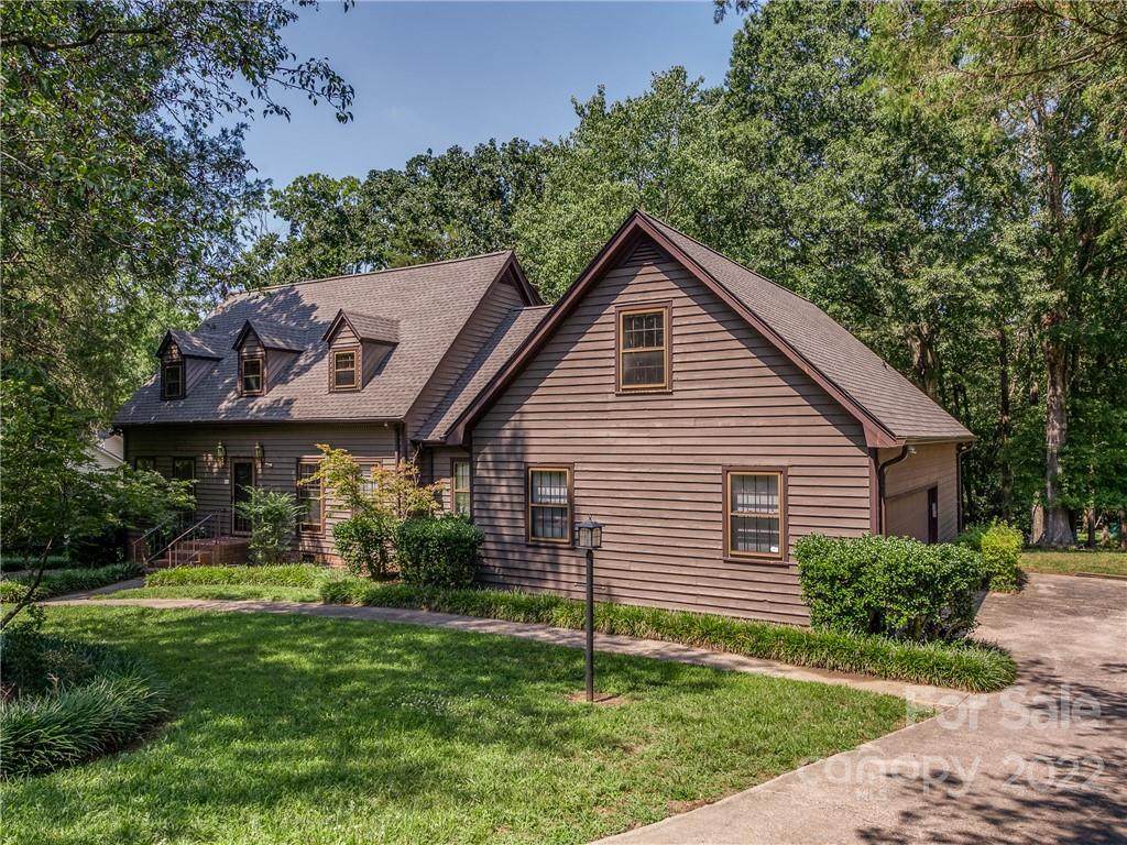 5136 Summer Gate Drive - Photo 1