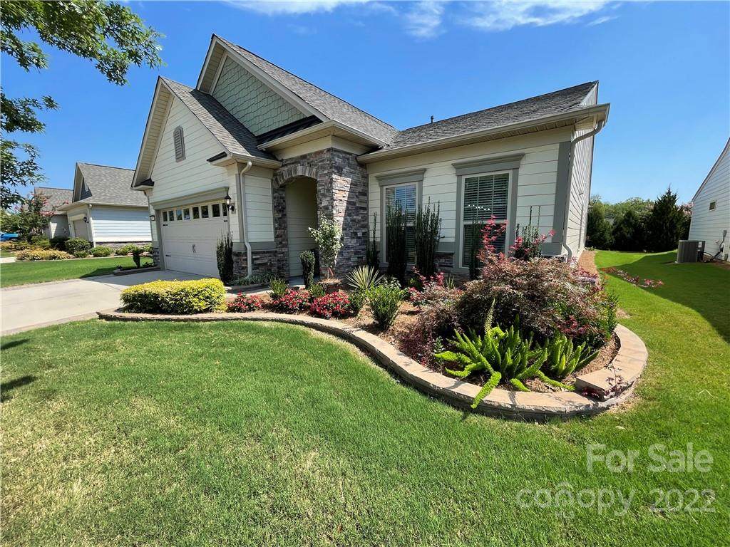 264 Grovefield Drive - Photo 1