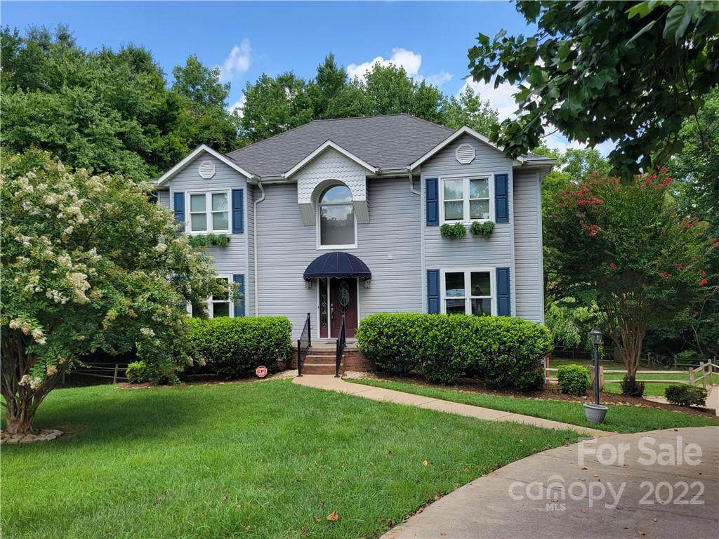 520 31st Ave Circle - Photo 1