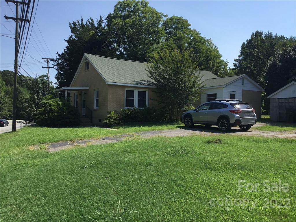 3090 Robinwood Road - Photo 1