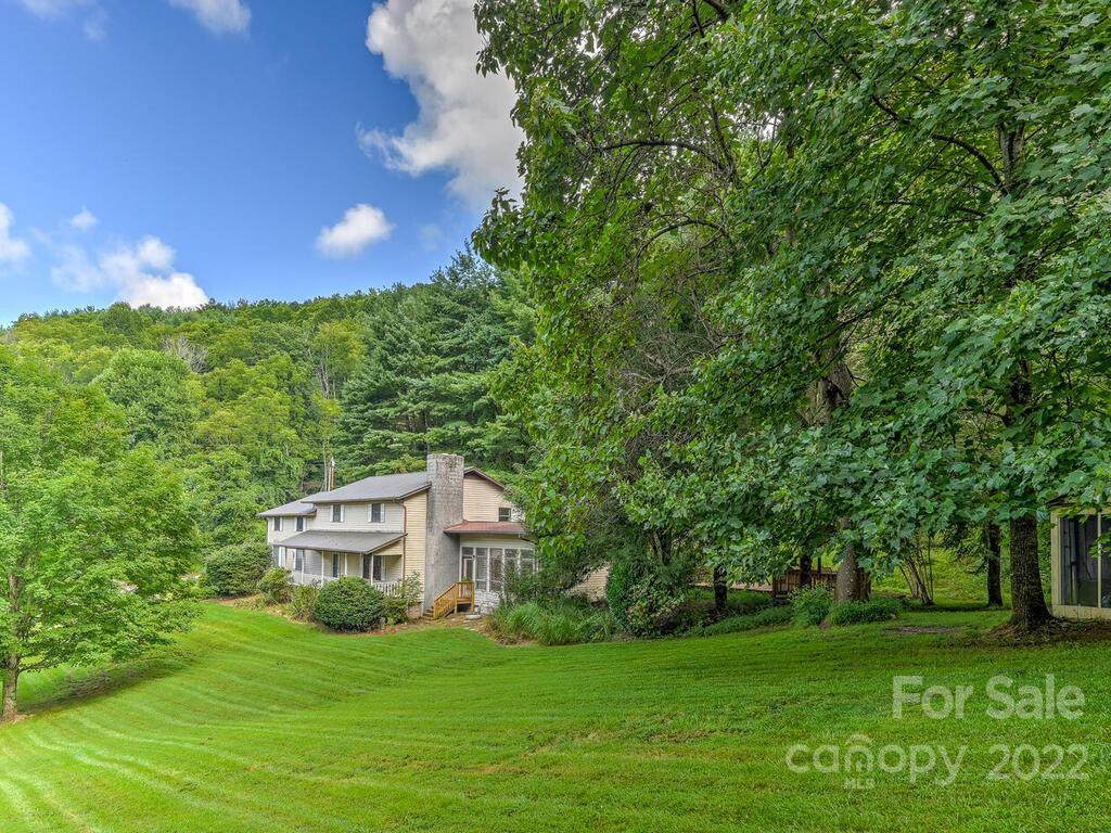 292 Green Meadow Lane - Photo 1