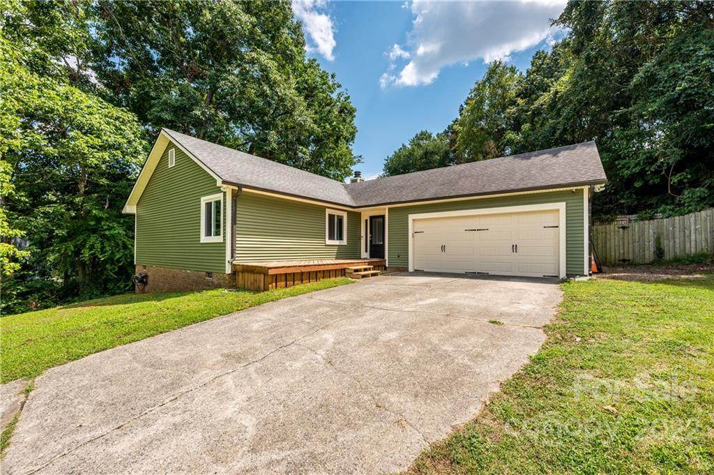 587 Mirawood Trail - Photo 1