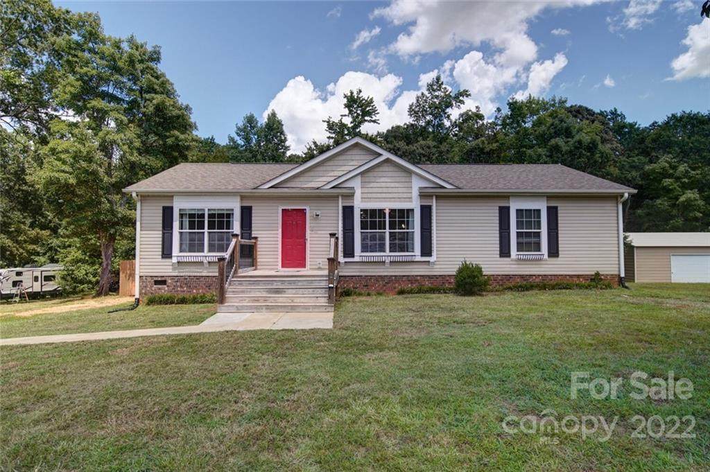 2654 Blue Road - Photo 1