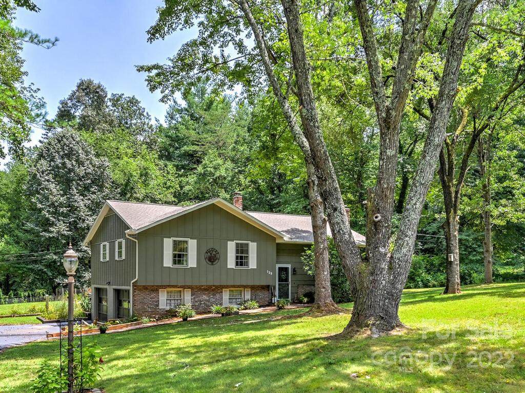 129 Foxhall Road - Photo 1