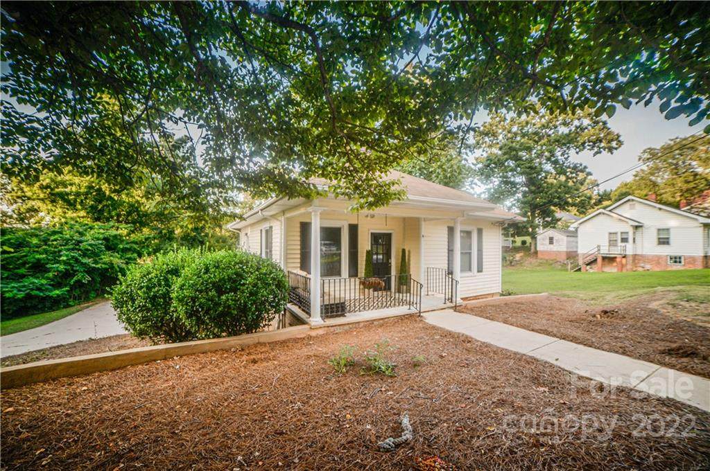 219 East Street - Photo 1