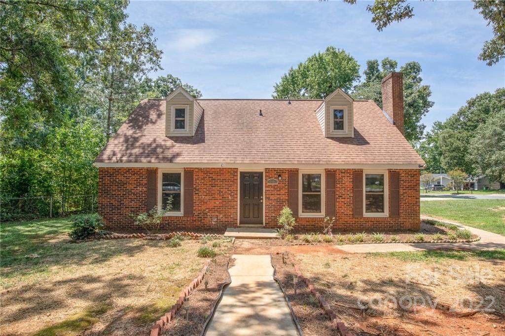 6511 Farmstead Drive - Photo 1