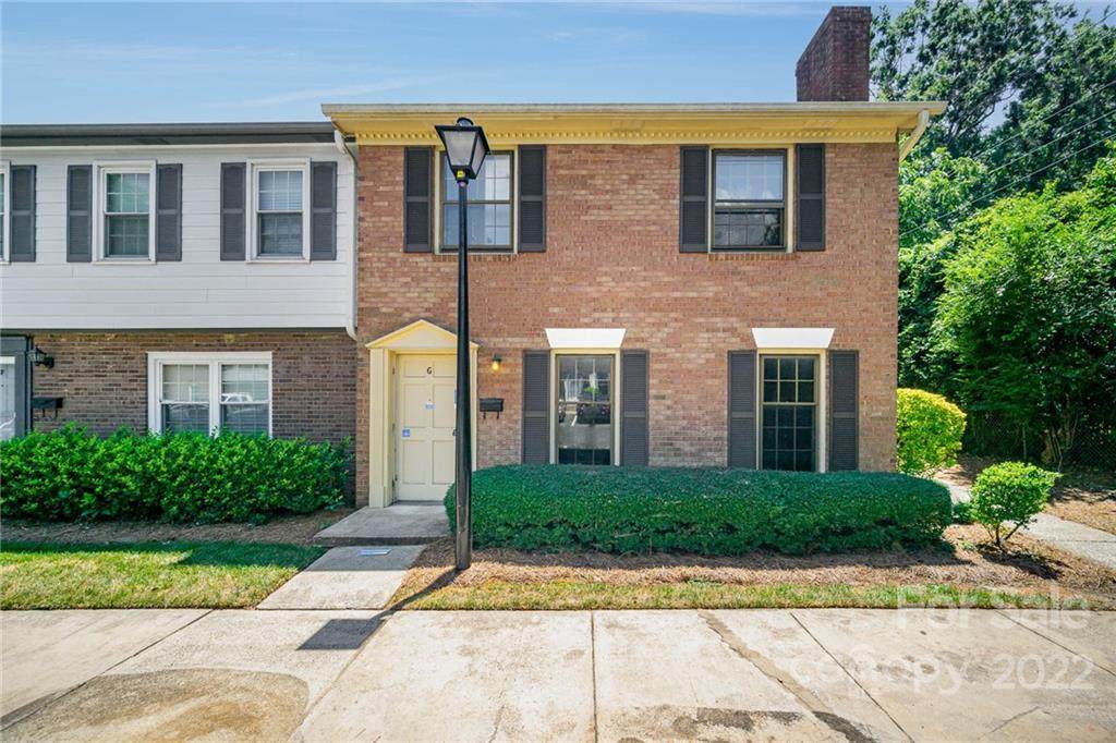 1517 Lansdale Drive - Photo 1