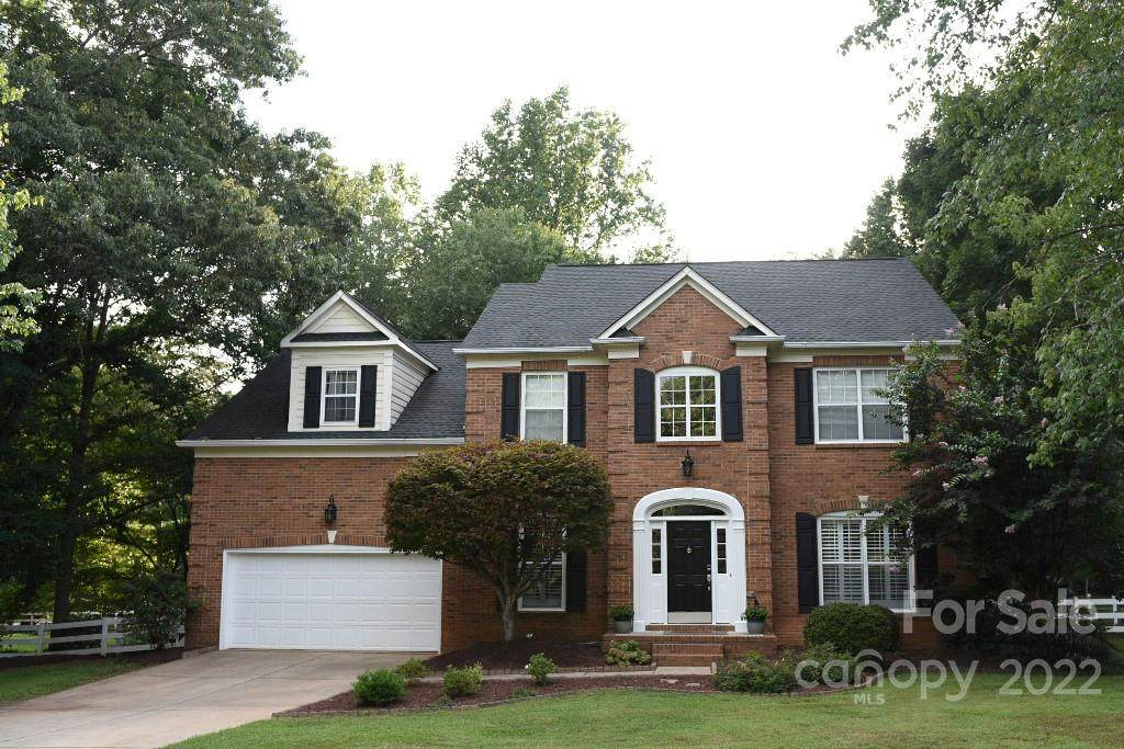 126 Monterey Drive - Photo 1