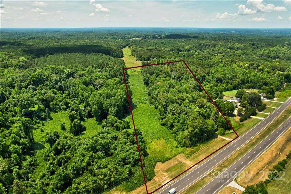 5055 Statesville Boulevard - Photo 1