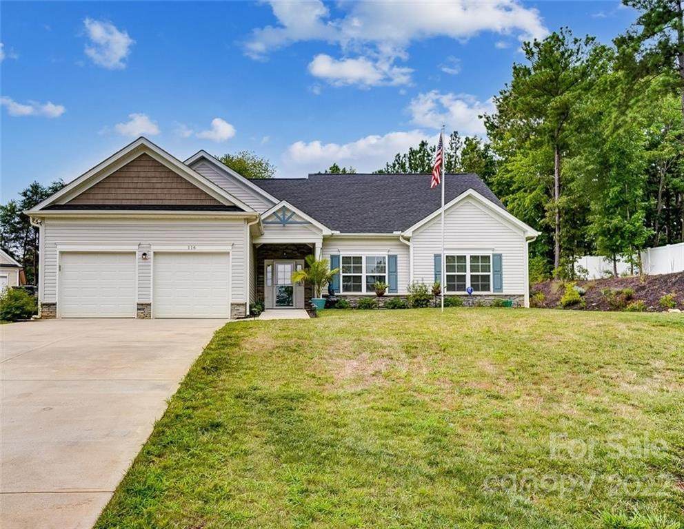 116 Holly Springs Loop - Photo 1