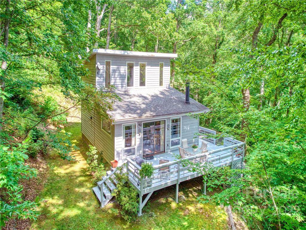 712 Mountain Cove Road - Photo 1