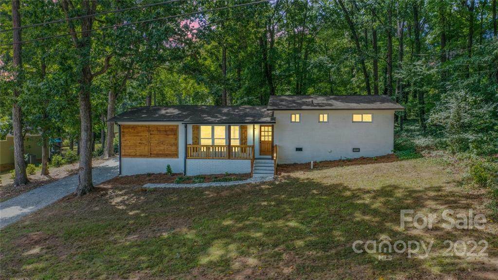 107 Jefferson Drive - Photo 1