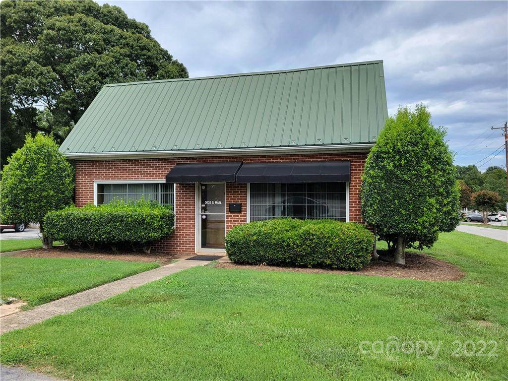 3002 Main Street - Photo 1