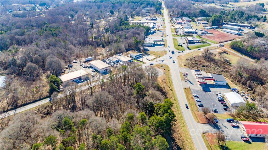 1331 Hwy 16 Highway - Photo 1