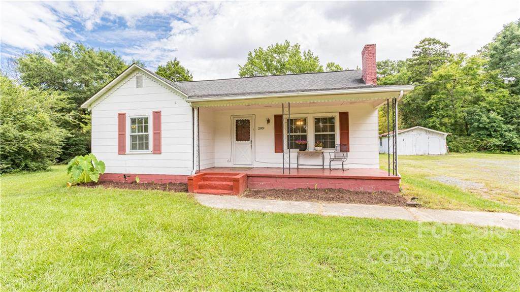 2919 Overbrook Terrace - Photo 1
